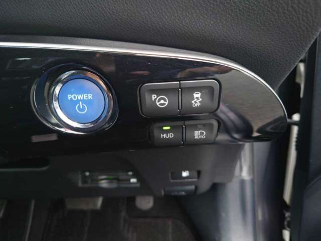 トヨタ プリウス １．８ Ａ H28年 (関東) 99