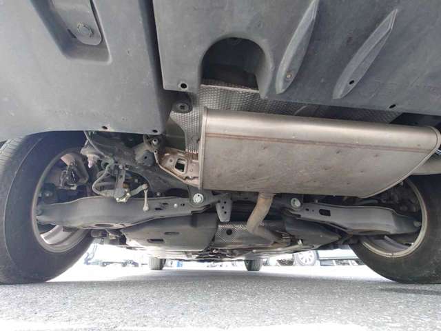 トヨタ プリウス １．８ Ａ H28年 (関東) 99