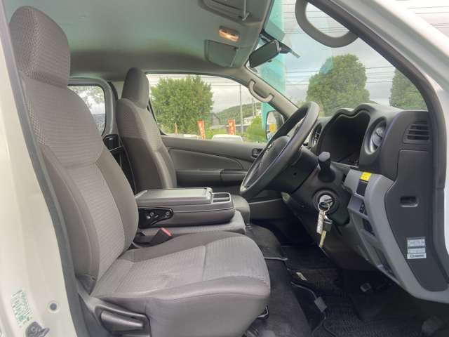 日産 ＮＶ３５０キャラバン ２．０ ＤＸ ロングボディ R1年 (九州・沖縄) 99