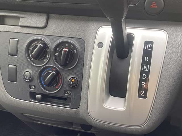 日産 ＮＶ３５０キャラバン ２．０ ＤＸ ロングボディ R1年 (九州・沖縄) 99