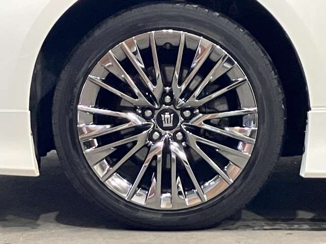 トヨタ クラウン　ハイブリッド ハイブリッド ２．５ Ｇ エグゼクティブ ＦＯＵＲ ４ＷＤ R1年 (北海道) 99