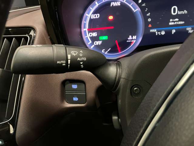 トヨタ クラウン　ハイブリッド ハイブリッド ２．５ Ｇ エグゼクティブ ＦＯＵＲ ４ＷＤ R1年 (北海道) 99