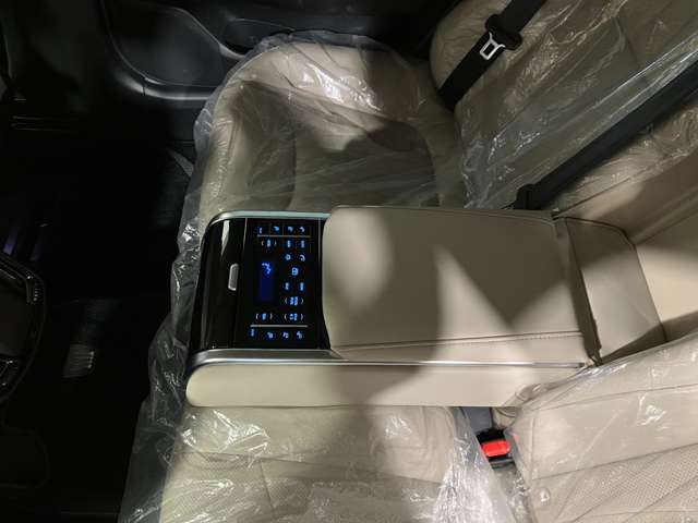 トヨタ クラウン　ハイブリッド ハイブリッド ２．５ Ｇ エグゼクティブ ＦＯＵＲ ４ＷＤ R1年 (北海道) 99