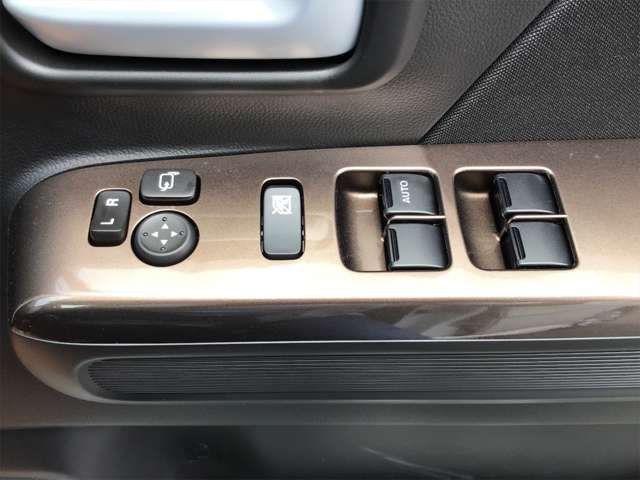 スズキ ワゴンＲ ６６０ カスタムＺ ハイブリッド ＺＸ R4年 (近畿) 99