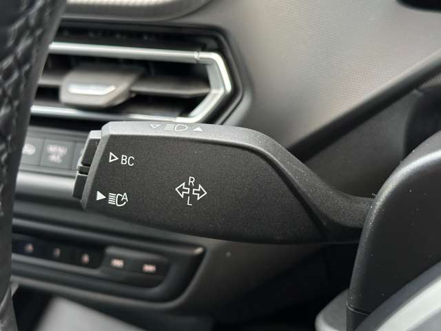 ＢＭＷ １シリーズ １１８Ｄ Ｍスポーツ ディーゼルターボ R4年 (近畿) 99