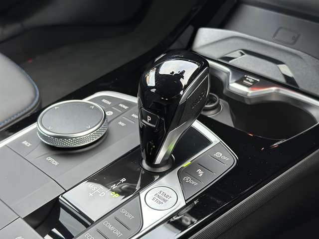 ＢＭＷ １シリーズ １１８Ｄ Ｍスポーツ ディーゼルターボ R4年 (近畿) 99