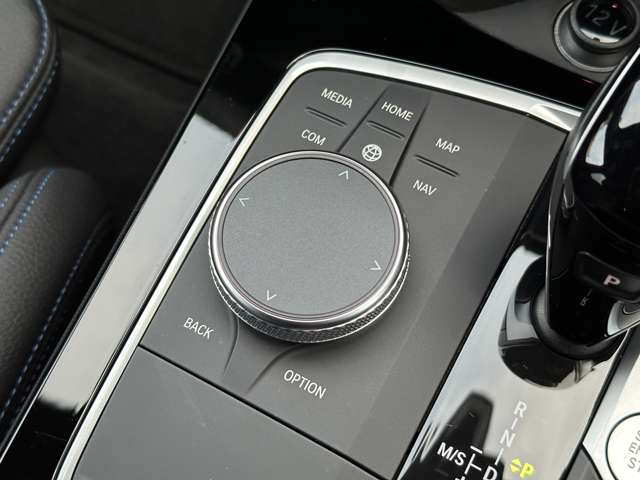 ＢＭＷ １シリーズ １１８Ｄ Ｍスポーツ ディーゼルターボ R4年 (近畿) 99