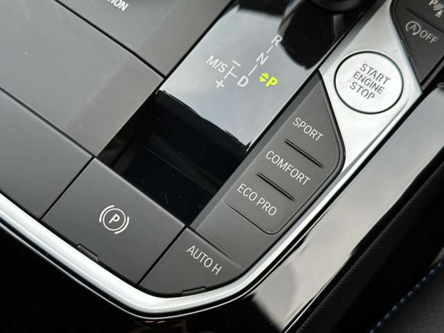 ＢＭＷ １シリーズ １１８Ｄ Ｍスポーツ ディーゼルターボ R4年 (近畿) 99