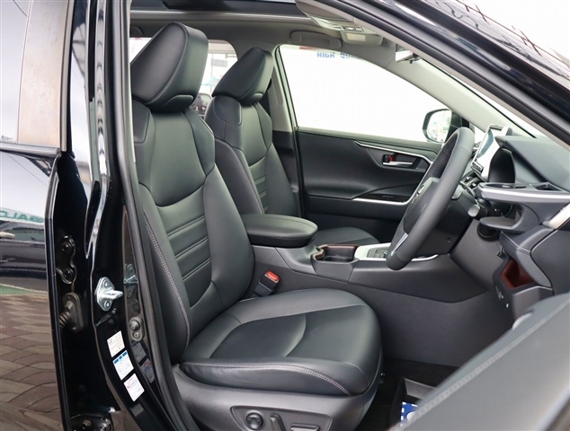 トヨタ ＲＡＶ４ ２．０ Ｇ Ｚパッケージ ４ＷＤ R1年 (関東) 99