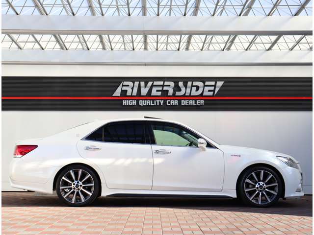 トヨタ クラウン　ハイブリッド ハイブリッド ２．５ Ｇ H26年 (関東) 99