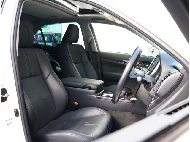 トヨタ クラウン　ハイブリッド ハイブリッド ２．５ Ｇ H26年 (関東) 99