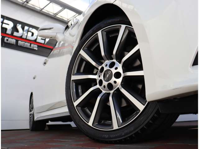 トヨタ クラウン　ハイブリッド ハイブリッド ２．５ Ｇ H26年 (関東) 99