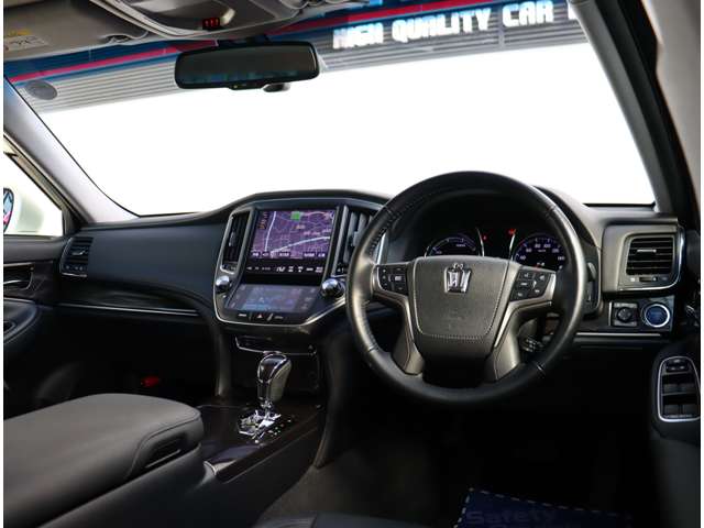 トヨタ クラウン　ハイブリッド ハイブリッド ２．５ Ｇ H26年 (関東) 99