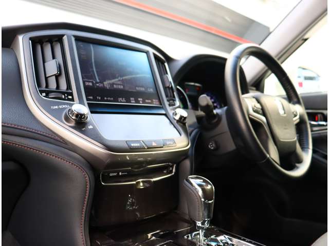 トヨタ クラウン　ハイブリッド ハイブリッド ２．５ Ｇ H26年 (関東) 99