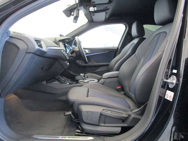 ＢＭＷ １シリーズ １１８Ｉ Ｍスポーツ ＤＣＴ R1年 (近畿) 99