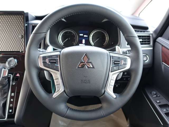 三菱 デリカ　Ｄ：５ ２．２ Ｇ パワーパッケージ ディーゼルターボ ４ＷＤ R4年 (東海) 99