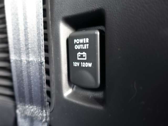 三菱 デリカ　Ｄ：５ ２．２ Ｇ パワーパッケージ ディーゼルターボ ４ＷＤ R4年 (東海) 99