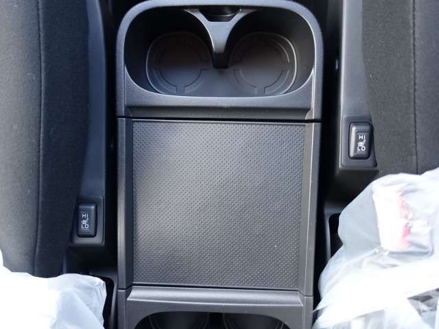 三菱 デリカ　Ｄ：５ ２．２ Ｇ パワーパッケージ ディーゼルターボ ４ＷＤ R4年 (東海) 99