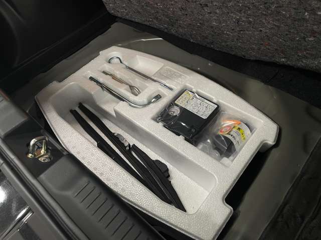 スズキ スイフト １．２ ＸＧ ４ＷＤ R4年 (北海道) 99