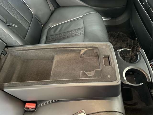 ＢＭＷ ７シリーズ ７４０Ｄ Ｘドライブ Ｍスポーツ ディーゼルターボ ４ＷＤ H30年 (北海道) 99