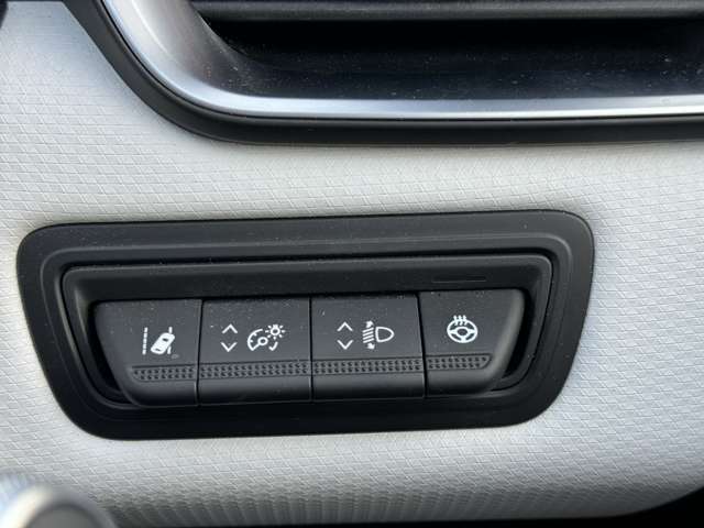 ルノー ルーテシア インテンス　テックパック R3年 (東北) 99