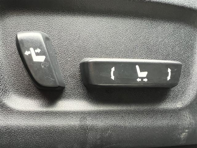 レクサス ＲＸ２００ｔ ２００Ｔ ４ＷＤ H28年 (関東) 99