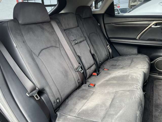 レクサス ＲＸ２００ｔ ２００Ｔ ４ＷＤ H28年 (関東) 99