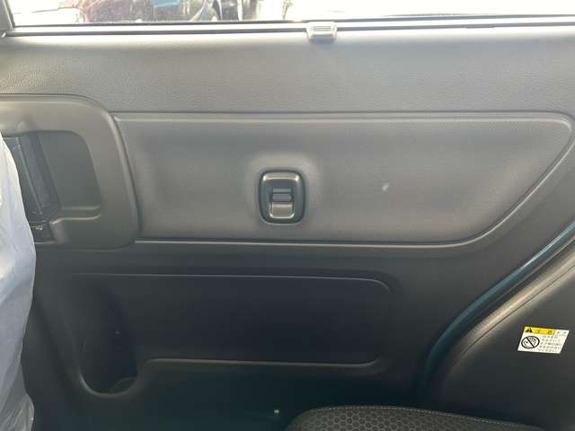 スズキ スペーシア　ギア ６６０ ギア ハイブリッド ＸＺターボ ４ＷＤ R5年 () 99