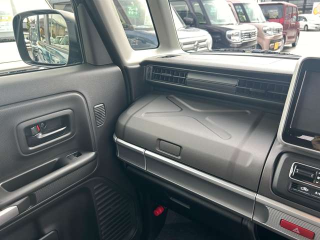 スズキ スペーシア　ギア ６６０ ギア ハイブリッド ＸＺターボ ４ＷＤ R5年 () 99