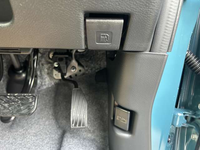 スズキ スペーシア　ギア ６６０ ギア ハイブリッド ＸＺターボ ４ＷＤ R5年 () 99