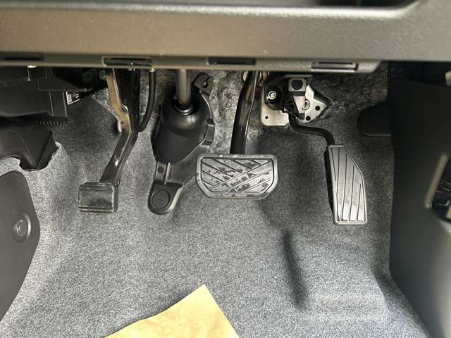 スズキ スペーシア　ギア ６６０ ギア ハイブリッド ＸＺターボ ４ＷＤ R5年 () 99