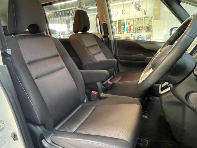 日産 セレナ ２．０ ハイウェイスター Ｖセレクション ４ＷＤ H30年 (関東) 99