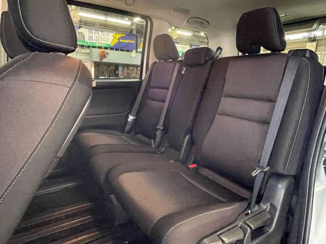 日産 セレナ ２．０ ハイウェイスター Ｖセレクション ４ＷＤ H30年 (関東) 99