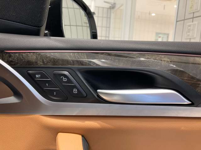 ＢＭＷ Ｘ３ Ｘドライブ２０Ｄ Ｘライン ディーゼルターボ ４ＷＤ R1年 (近畿) 99