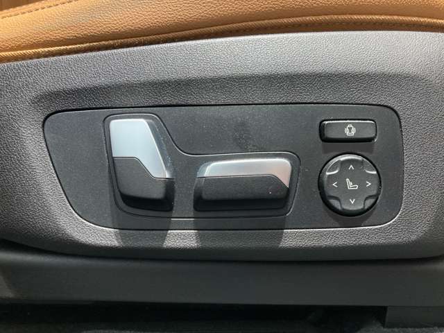 ＢＭＷ Ｘ３ Ｘドライブ２０Ｄ Ｘライン ディーゼルターボ ４ＷＤ R1年 (近畿) 99