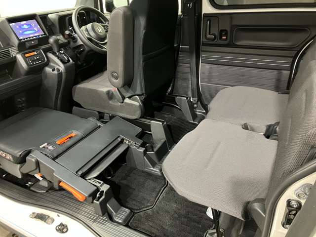 ホンダ Ｎ−ＶＡＮ ６６０ ＋スタイル ファン ターボ ホンダセンシング ４ＷＤ R1年 (北海道) 99