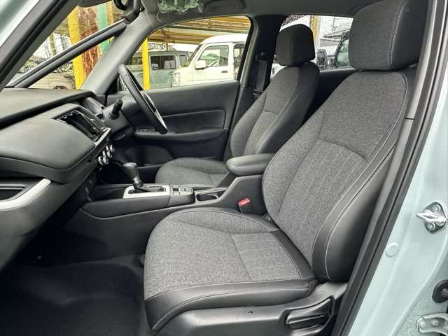 ホンダ フィット　ハイブリッド １．５ Ｅ：ＨＥＶ ホーム R5年 (東海) 99