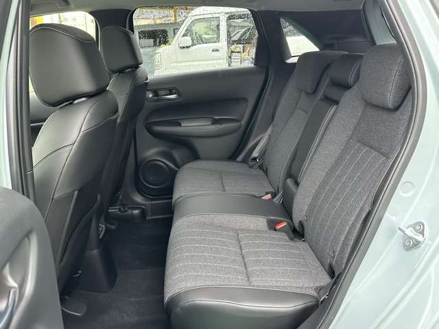 ホンダ フィット　ハイブリッド １．５ Ｅ：ＨＥＶ ホーム R5年 (東海) 99