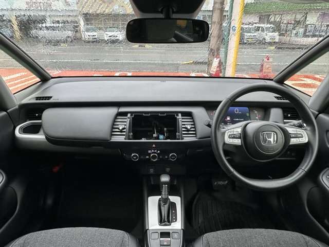 ホンダ フィット　ハイブリッド １．５ Ｅ：ＨＥＶ ホーム R5年 (東海) 99