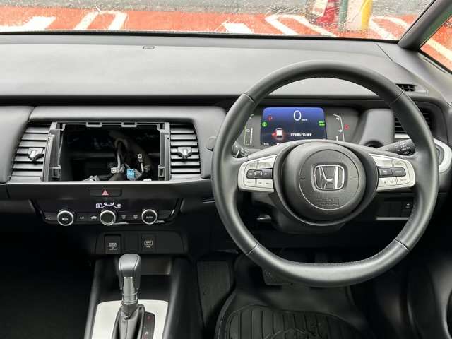 ホンダ フィット　ハイブリッド １．５ Ｅ：ＨＥＶ ホーム R5年 (東海) 99