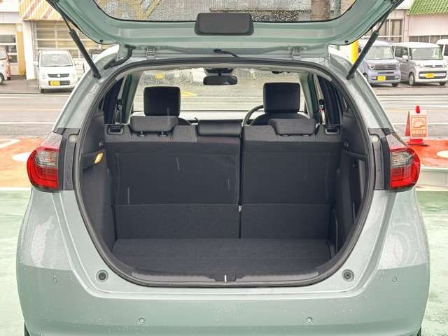 ホンダ フィット　ハイブリッド １．５ Ｅ：ＨＥＶ ホーム R5年 (東海) 99