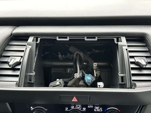 ホンダ フィット　ハイブリッド １．５ Ｅ：ＨＥＶ ホーム R5年 (東海) 99