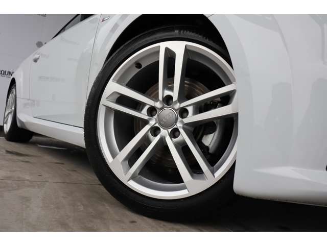 アウディ ＴＴ クーペ　１．８　ＴＦＳＩ　スタイルプラス H30年 (近畿) 99