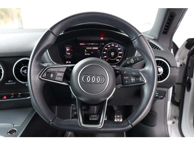 アウディ ＴＴ クーペ　１．８　ＴＦＳＩ　スタイルプラス H30年 (近畿) 99