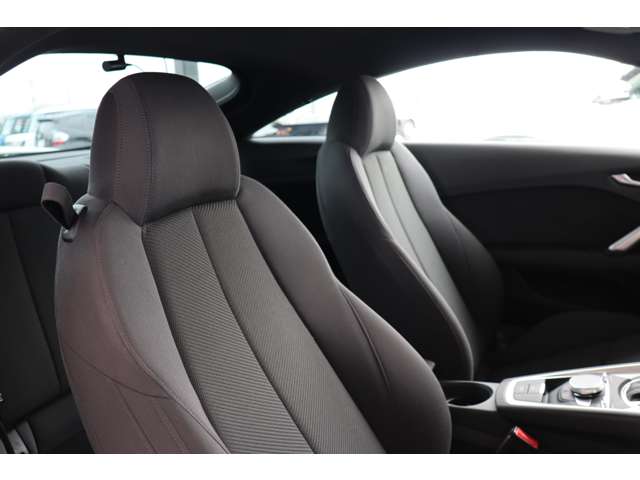 アウディ ＴＴ クーペ　１．８　ＴＦＳＩ　スタイルプラス H30年 (近畿) 99