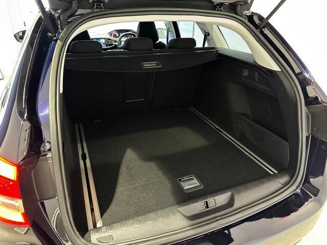 プジョー ３０８ＳＷ アリュール ブルーＨＤＩ ディーゼルターボ H29年 (中国) 99