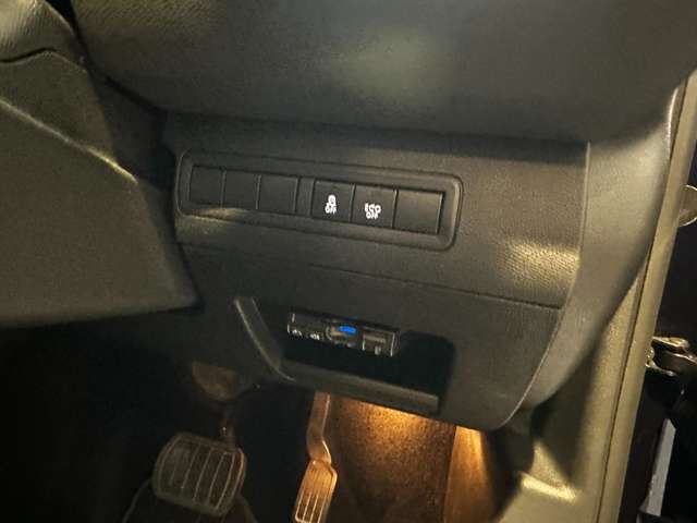 プジョー ３０８ＳＷ アリュール ブルーＨＤＩ ディーゼルターボ H29年 (中国) 99