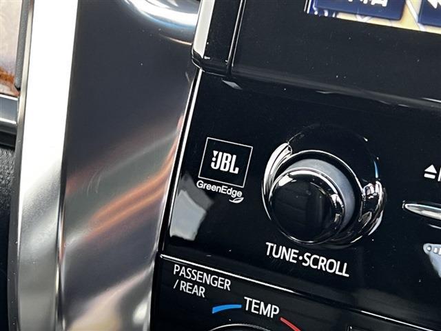 トヨタ ヴェルファイア ３．５ エグゼクティブラウンジ H29年 (関東) 99