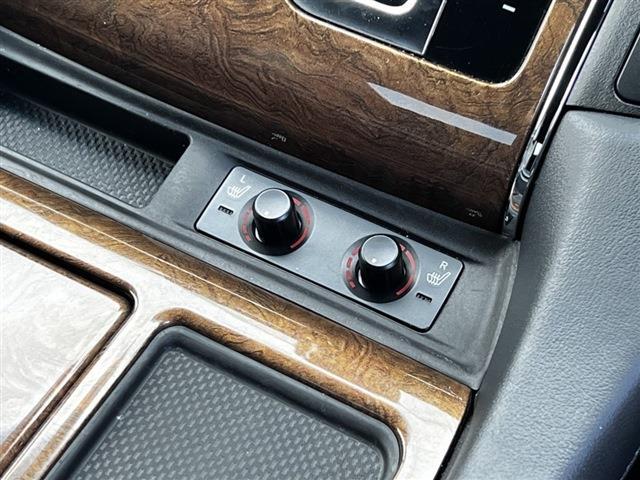 トヨタ ヴェルファイア ３．５ エグゼクティブラウンジ H29年 (関東) 99