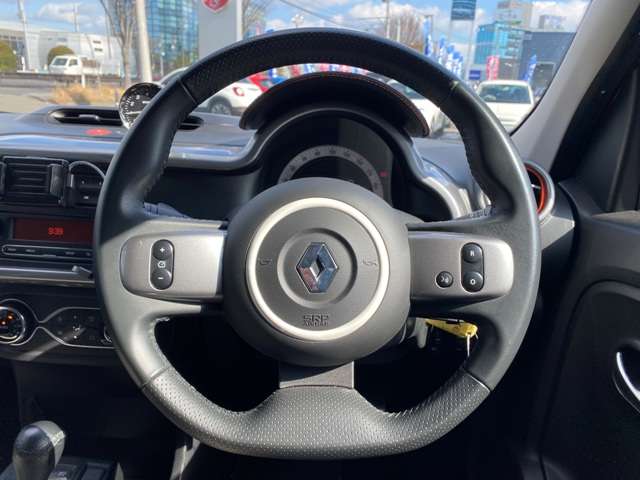 ルノー トゥインゴ ＧＴ R1年 (東北) 99